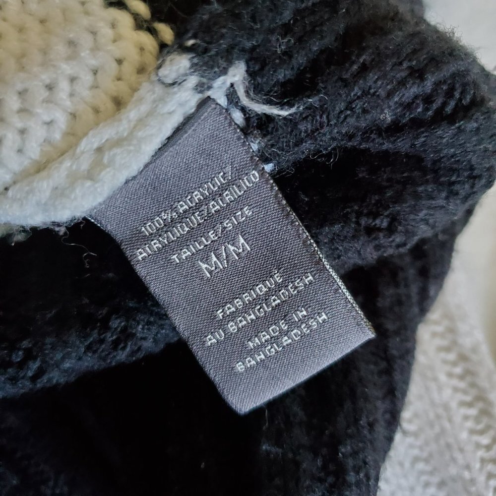 SUZY SHIER | Off The Shoulder Cable knit Long Sleeve Black White Sweater (M) - Picture 9 of 10